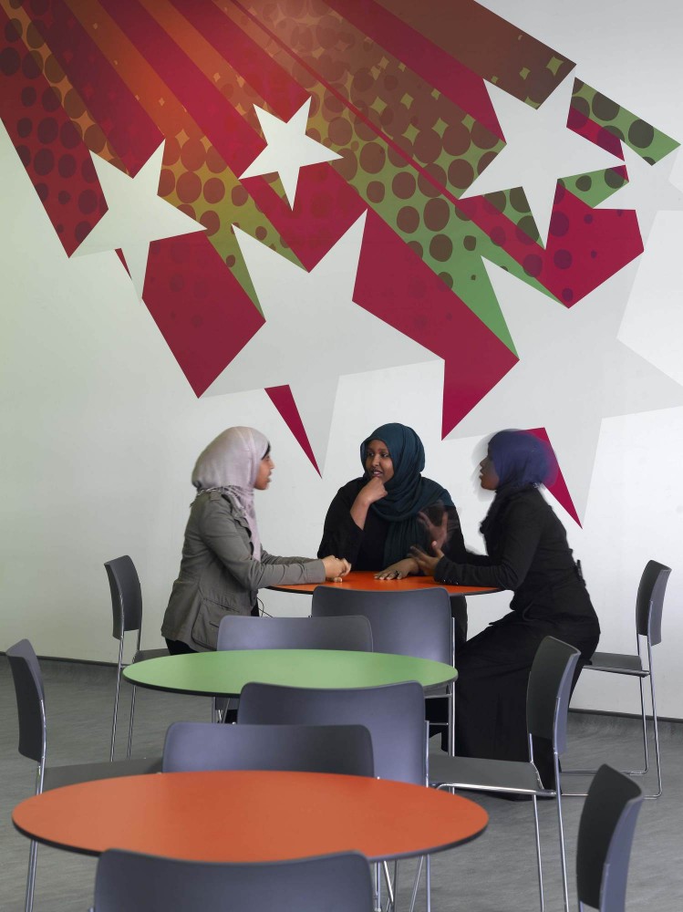 Joseph Chamberlain Sixth Form College / Nicholas Hare Architects
