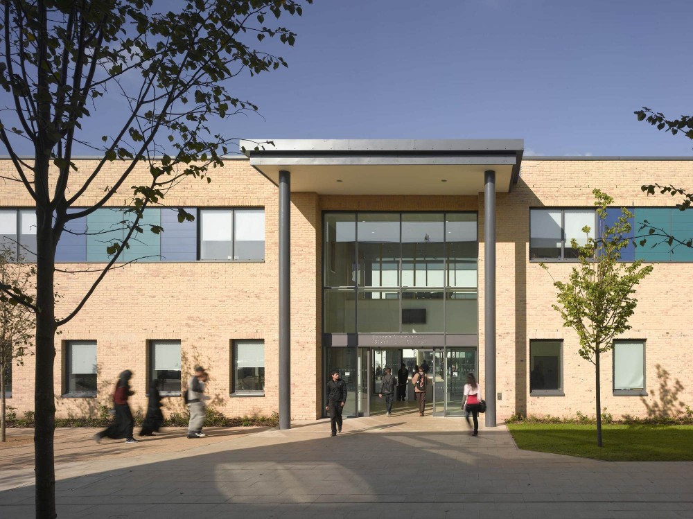 Joseph Chamberlain Sixth Form College / Nicholas Hare Architects