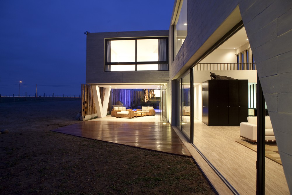 Paracas House / RRMR Arquitectos