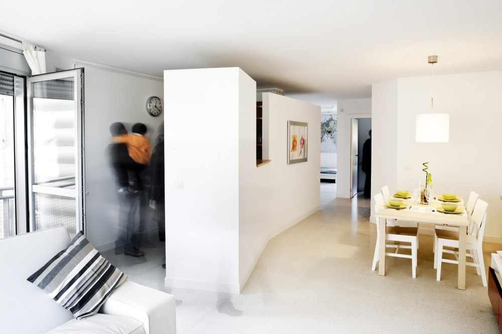 111 Building / Flores Prats