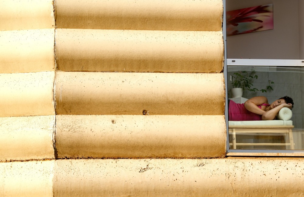 111 Building / Flores Prats