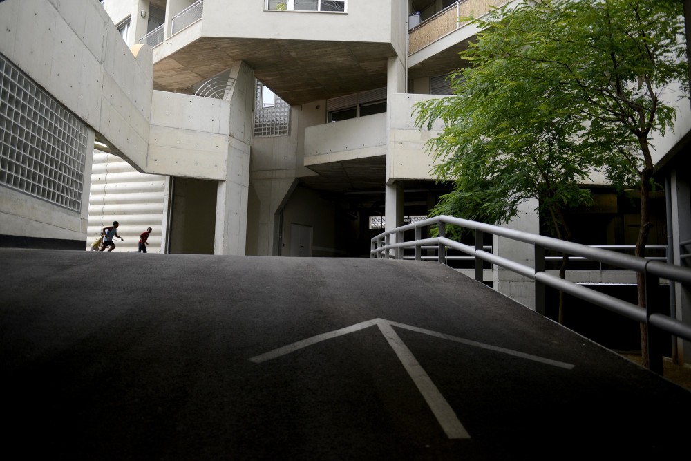 111 Building / Flores Prats