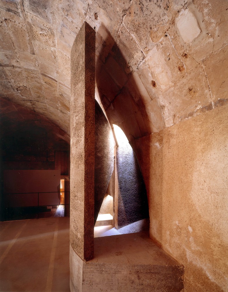 Flashback: Mills Museum / Flores Prats