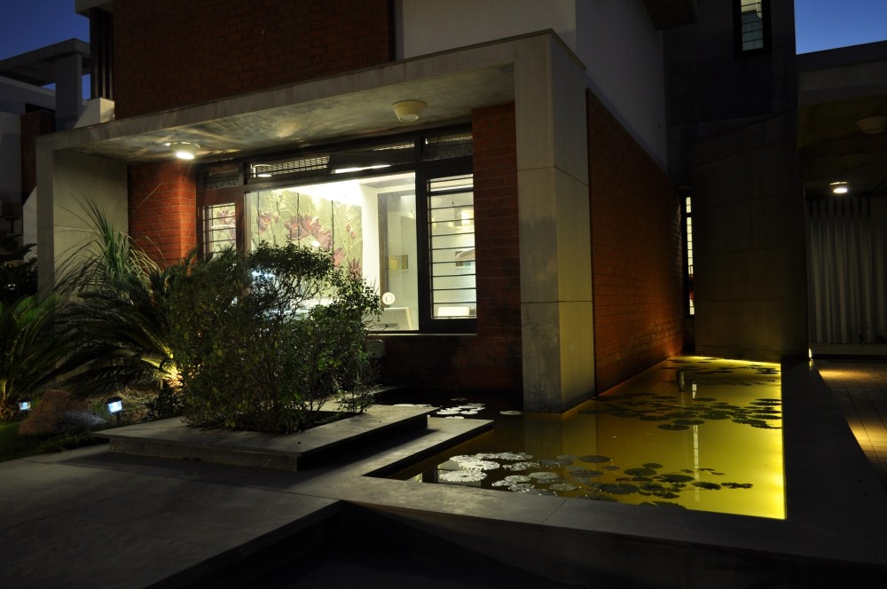 Dual House / VPA Architects