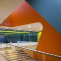 Sprach und Bewegungszentrum / eins:eins architekten Sprach und Bewegungszentrum / eins:eins architekten © Bernadette Grimmenstein