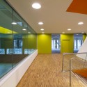 Sprach und Bewegungszentrum / eins:eins architekten Sprach und Bewegungszentrum / eins:eins architekten © Bernadette Grimmenstein