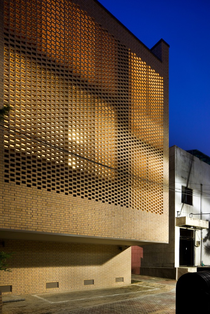The West Village / Doojin Hwang Architects