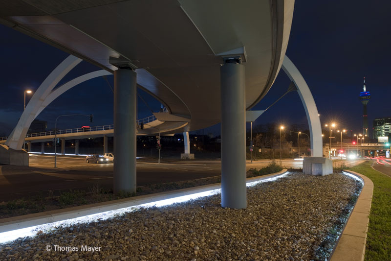 Ueberflieger Bridge / Agirbas & Wienstroer