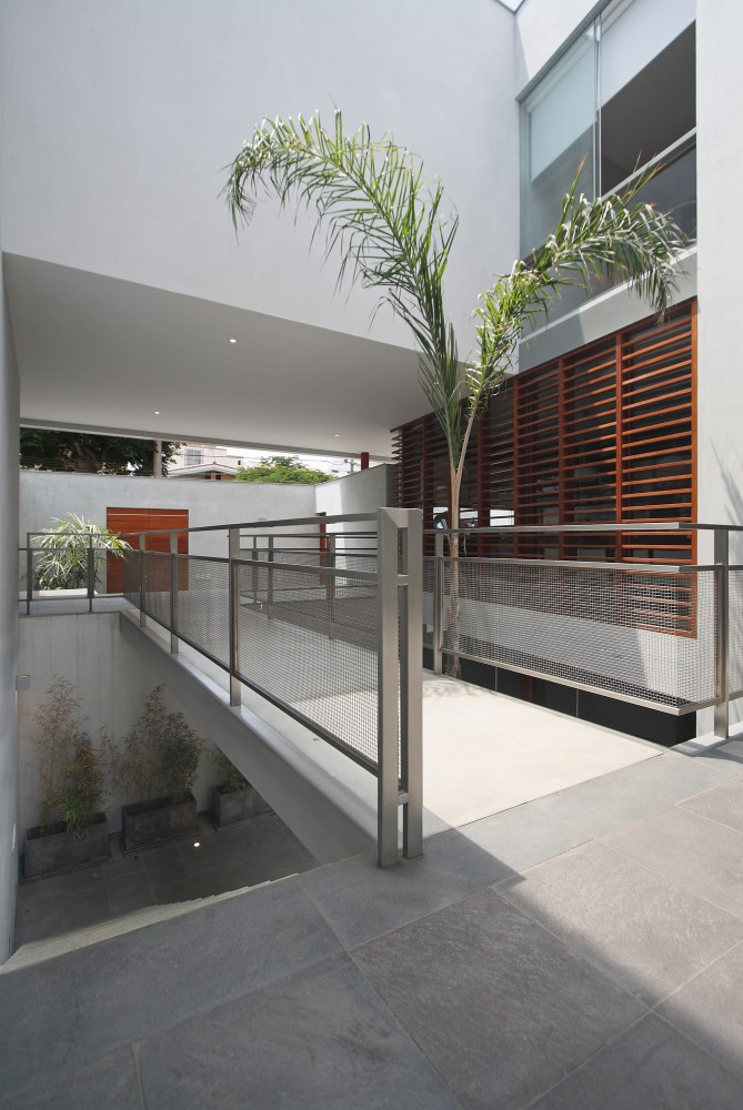 Street House / Seinfeld Arquitectos