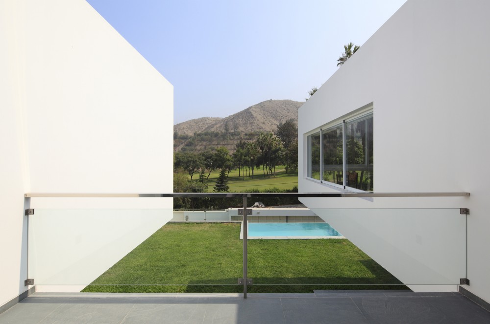 Golf House / Seinfeld Arquitectos