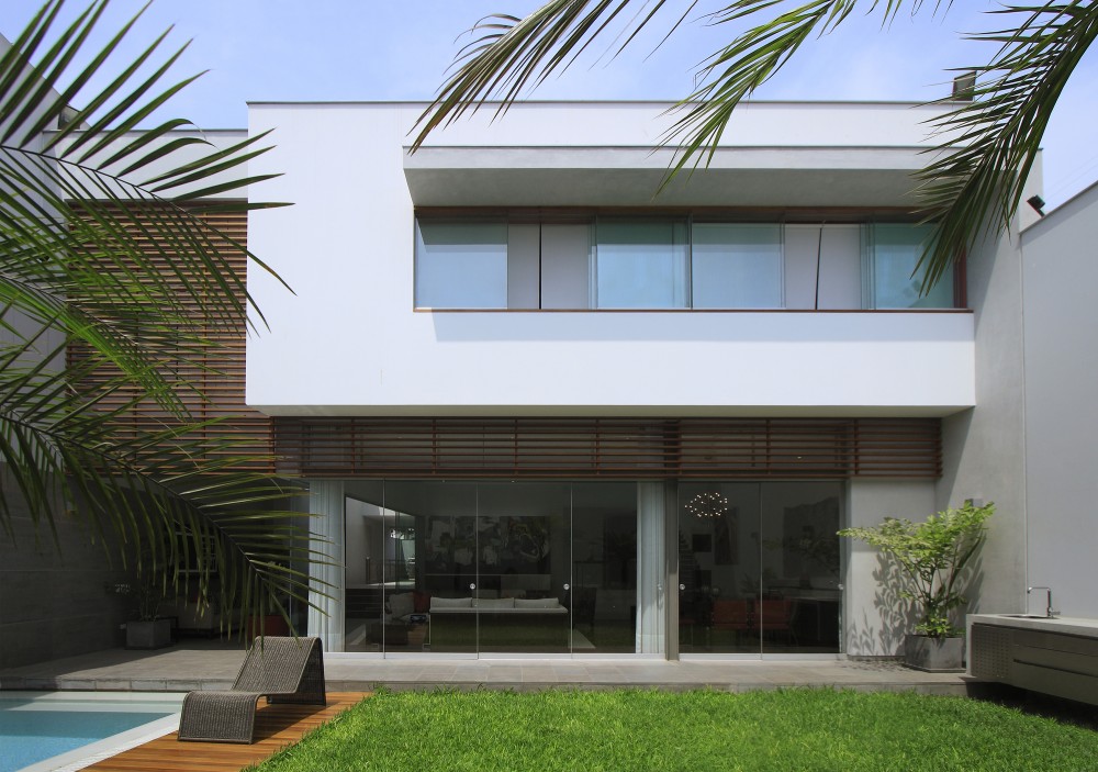 Street House / Seinfeld Arquitectos