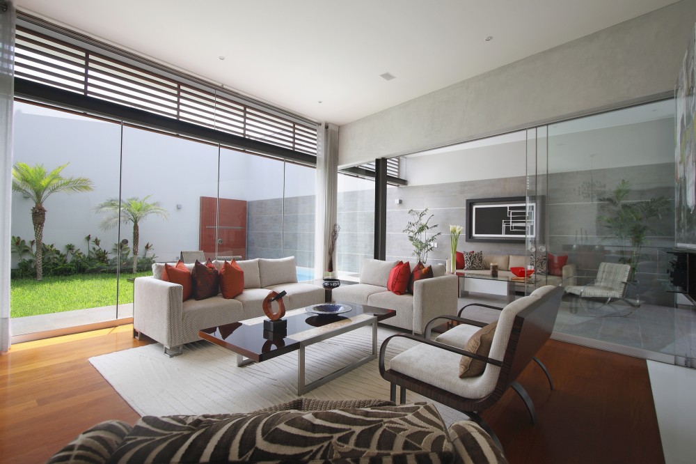 Street House / Seinfeld Arquitectos