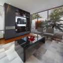 Casa Patio / Seinfeld Arquitectos © Juan Solano