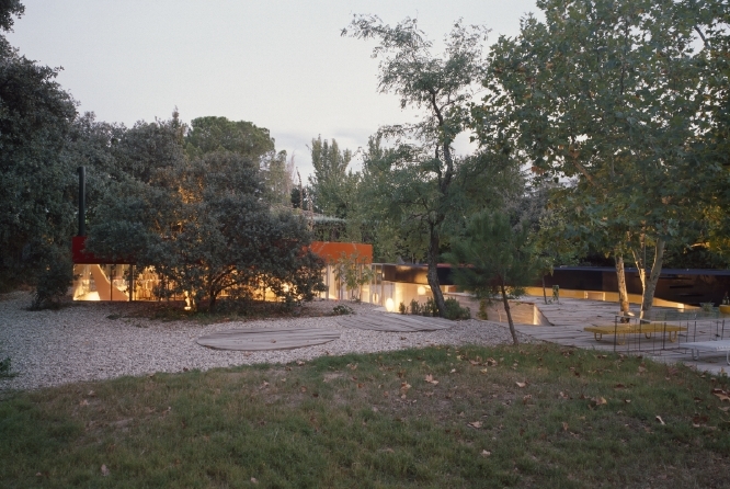 Silicon House / Selgas Cano