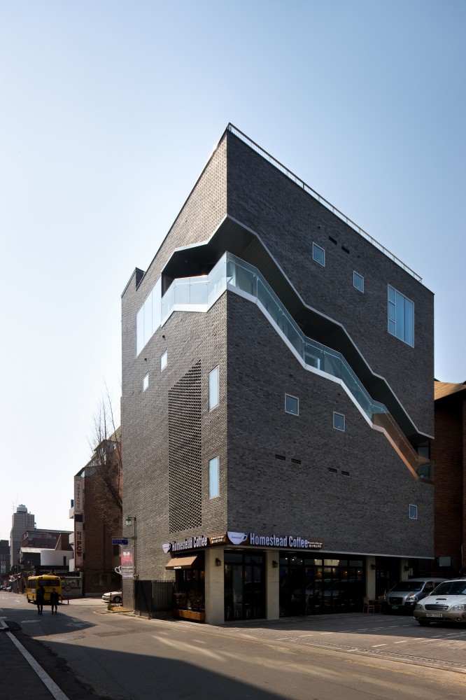 The Bricks / Doojin Hwang Architects