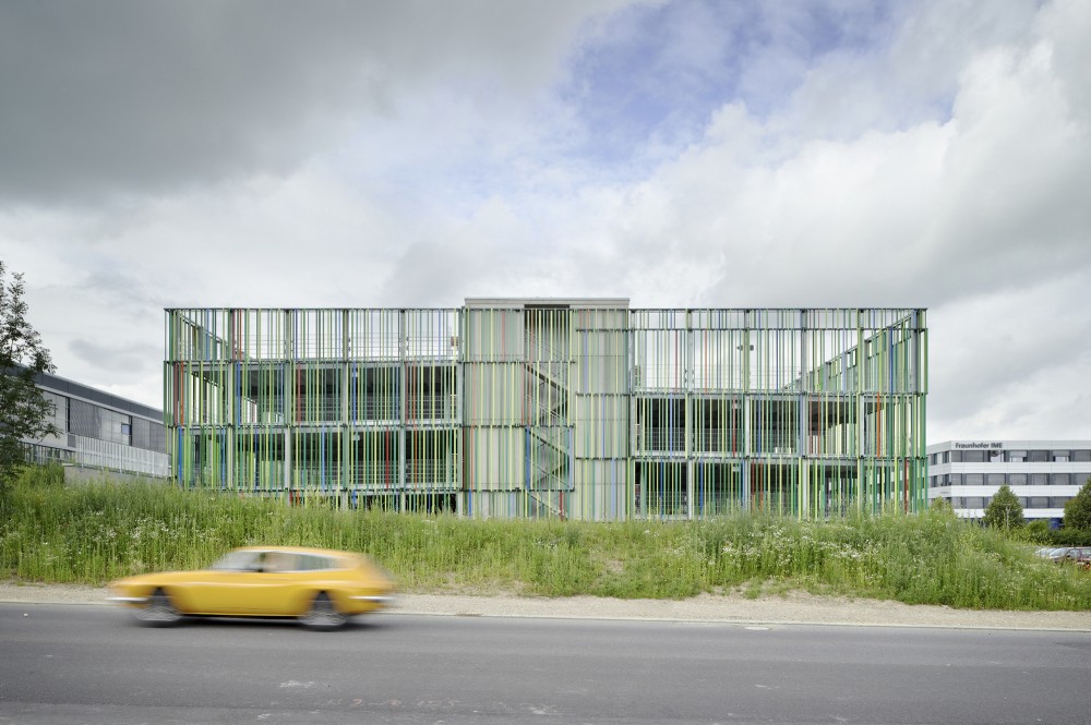 Multi-storey Car Park / JSWD Architekten