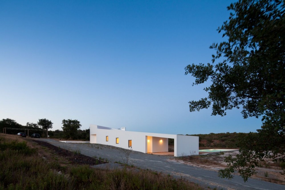 House in Odemira / Vitor Vilhena Architects