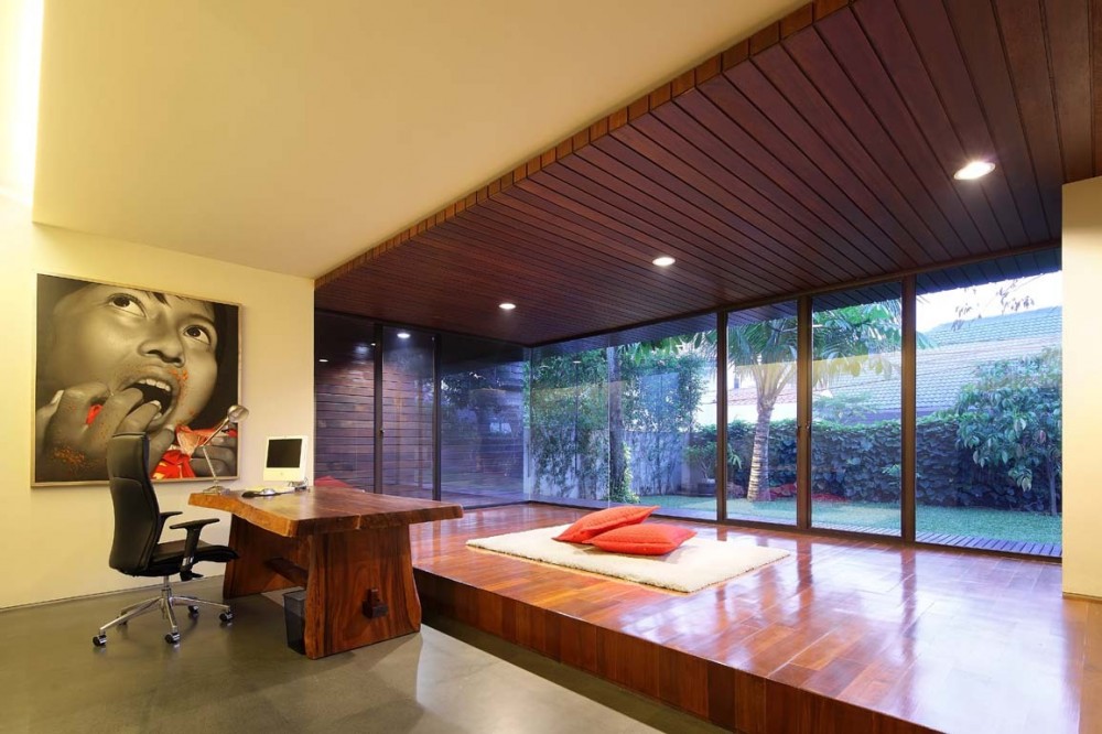 Diminished House / Wahana Cipta Selaras