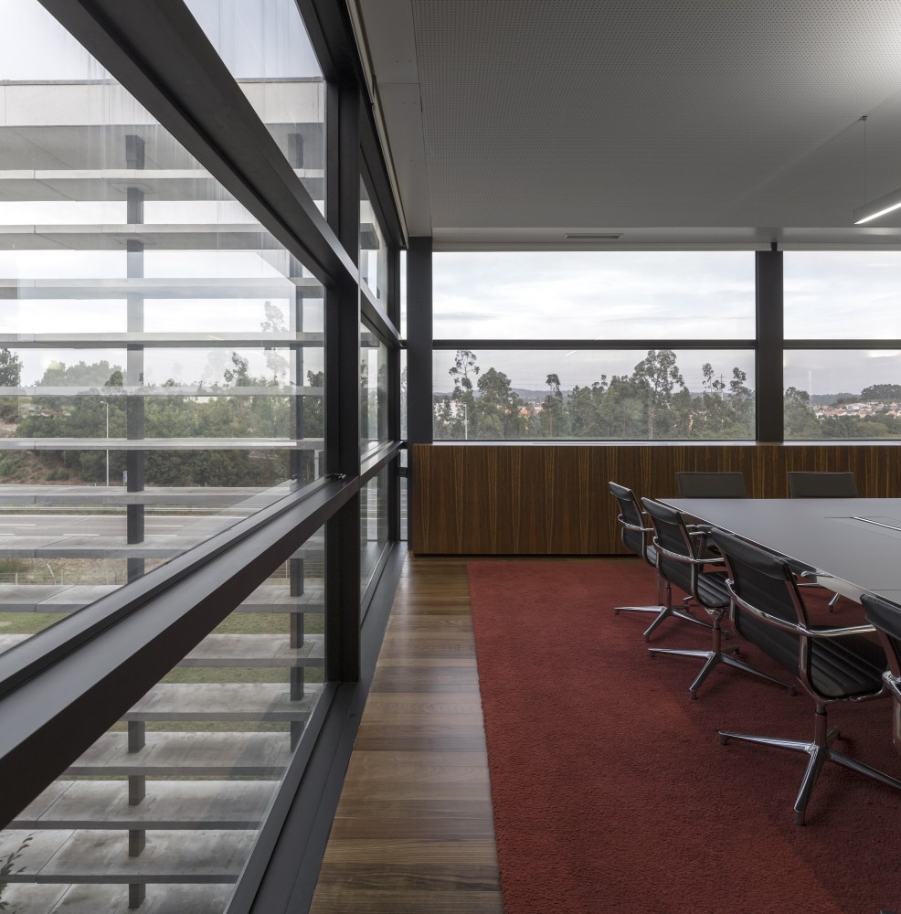 Agros Headquarters / Rocha Leite Arquitectos Associados