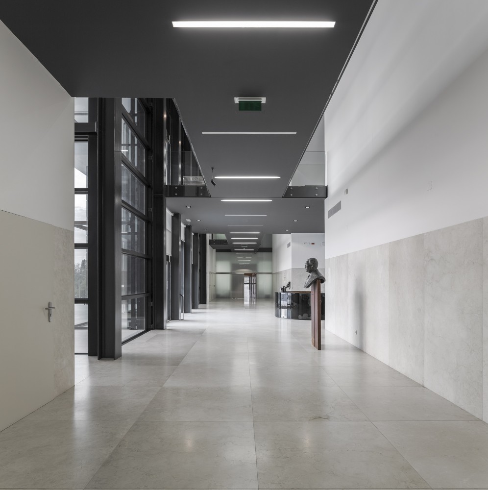 Agros Headquarters / Rocha Leite Arquitectos Associados