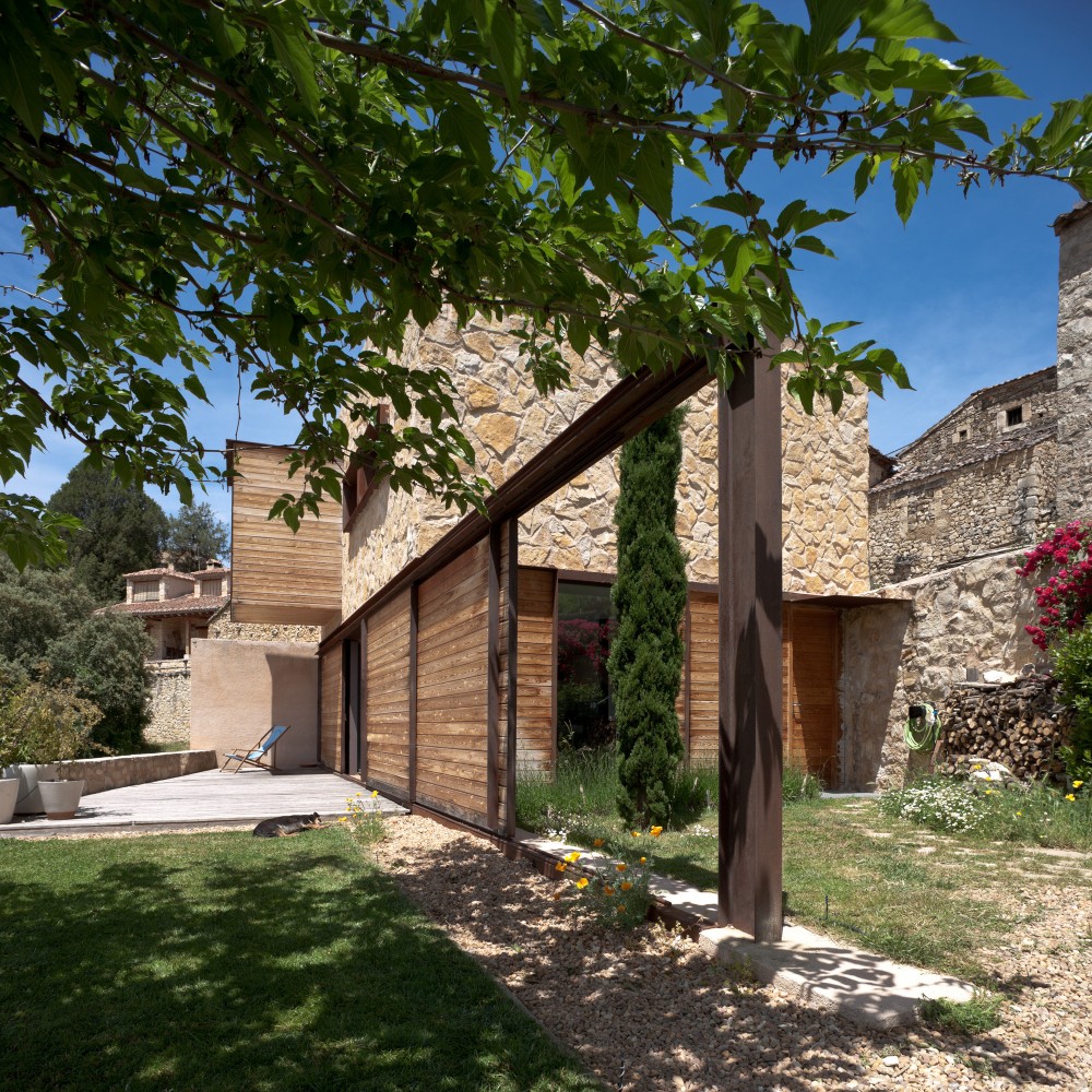 La Revilla House / Estudio Mariano Martin