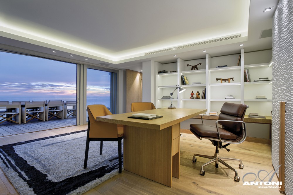 Clifton View 7 / Antoni Associates