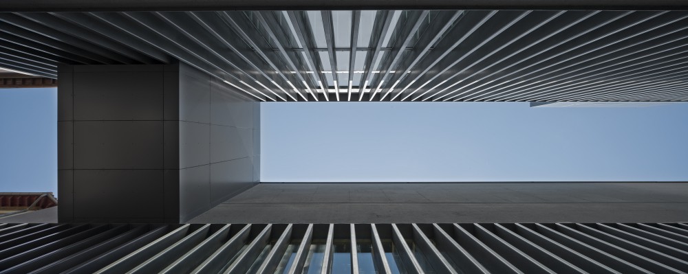 Hydrothermal Center ‘Aquavox’ / Otxotorena Arquitectos