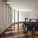 Lakewood Garden Mausoleum / HGA Lakewood Garden Mausoleum / HGA © Paul Crosby