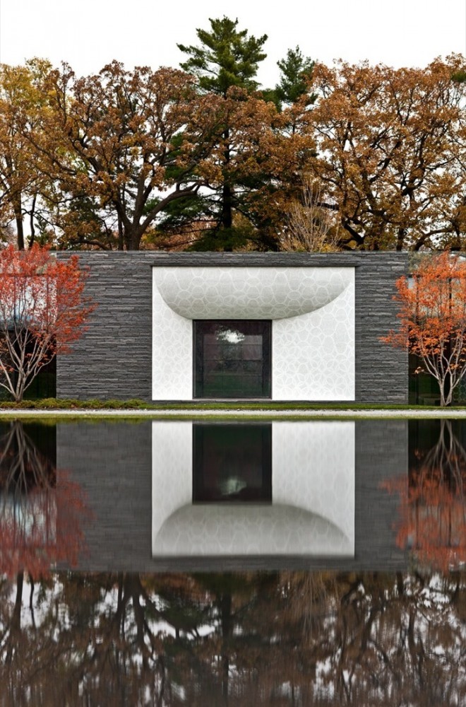 Lakewood Garden Mausoleum / HGA