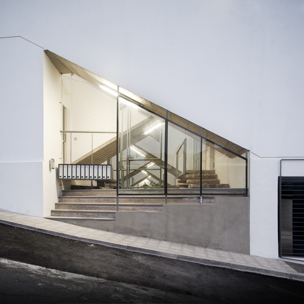 12 Houses in Icod / daolab