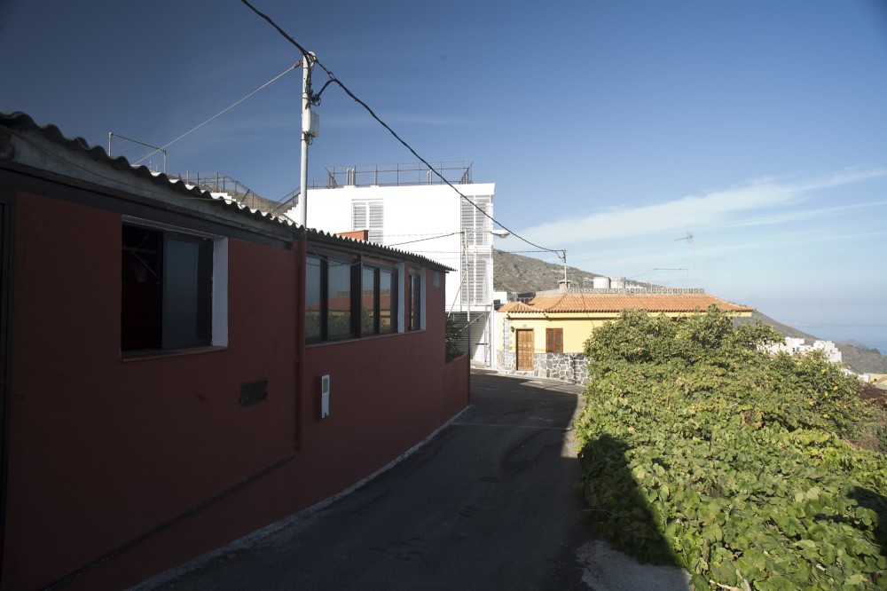 12 Houses in Icod / daolab
