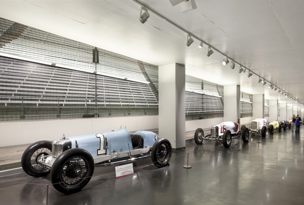 LeMay Museum / LARGE Architecture