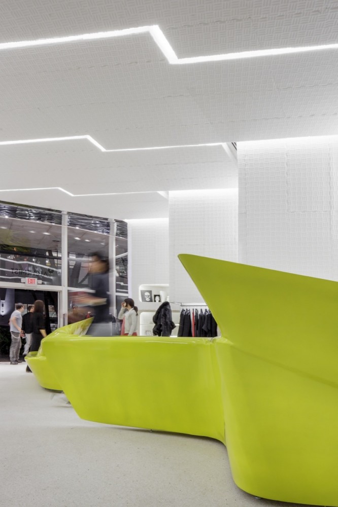 Alchemist Concept Store / Rene Gonzalez Architect