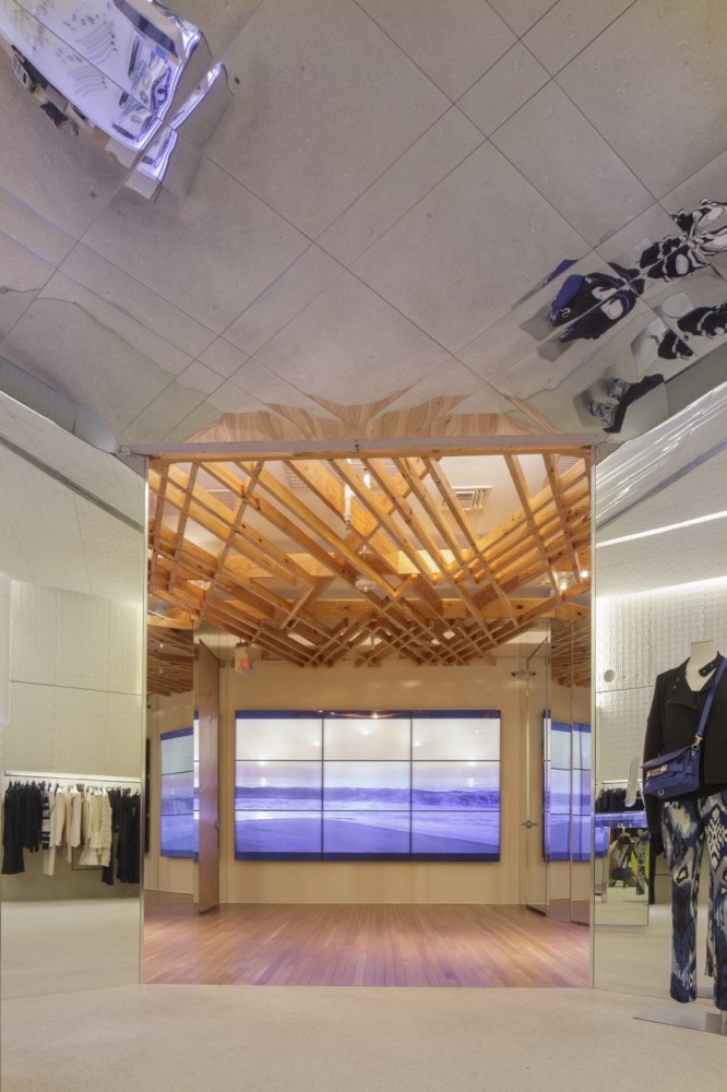 Alchemist Concept Store / Rene Gonzalez Architect