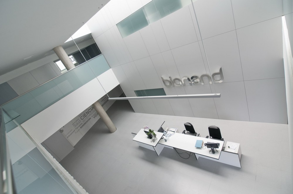 Bionand Building / Planho