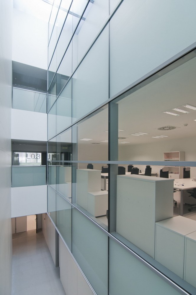 Bionand Building / Planho