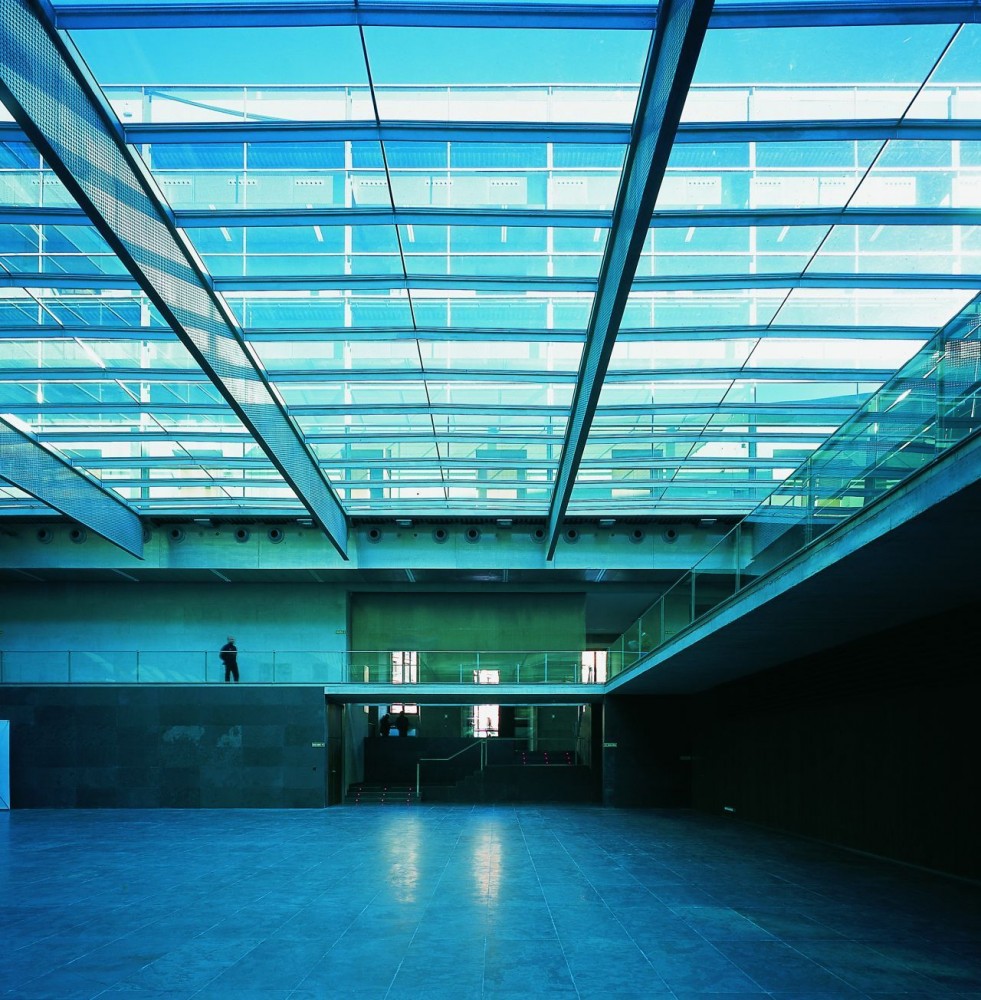 Navarra Parliament / Otxotorena Arquitectos