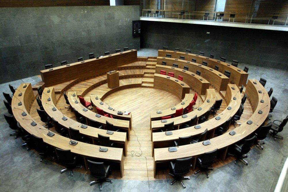 Navarra Parliament / Otxotorena Arquitectos