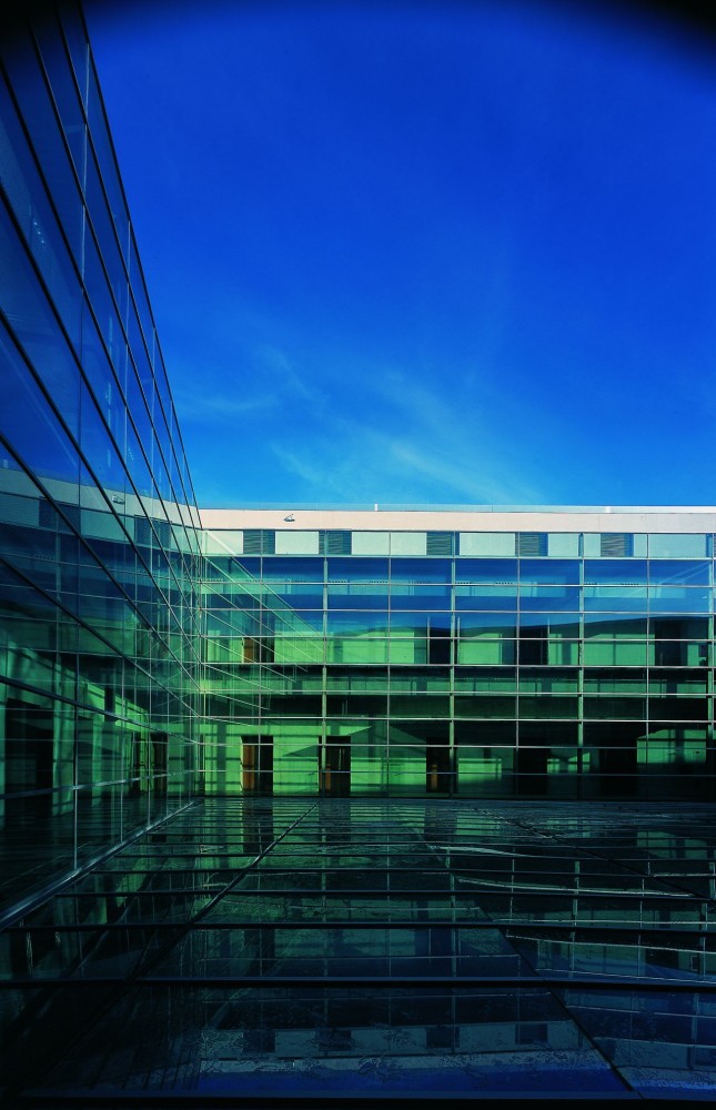 Navarra Parliament / Otxotorena Arquitectos