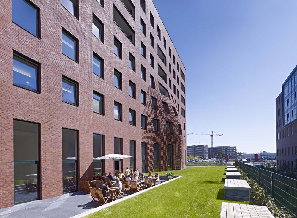 Ecumenical Forum HafenCity / Wandel Hoefer Lorch + Hirsch
