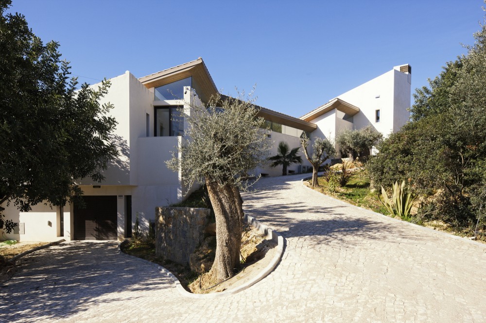 Holiday Home in the Algarve / Hilberink Bosch Architects