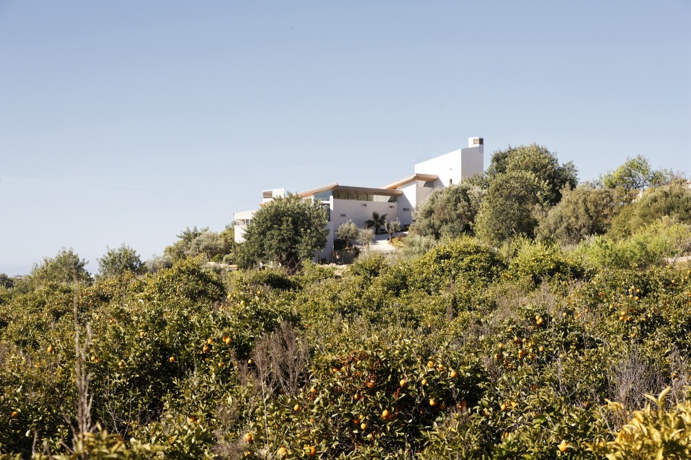 Holiday Home in the Algarve / Hilberink Bosch Architects