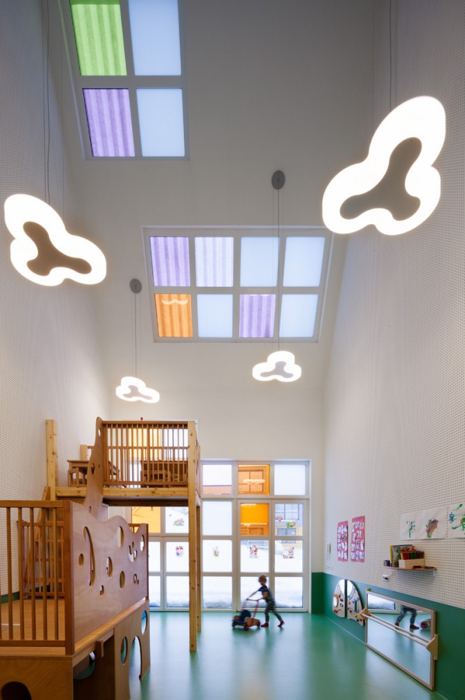 Childminders Centre (Haus der Tagesmütter) in Selb / TallerDE2 Arquitectos + Gutiérrez-delafuente Arquitectos