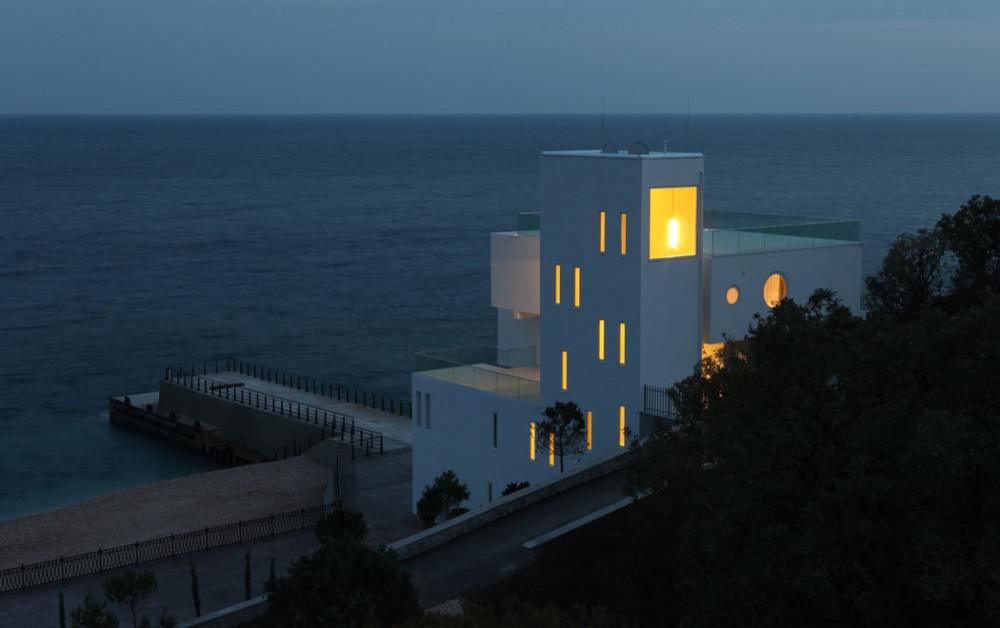 Yacht House / Robin Monotti Architects