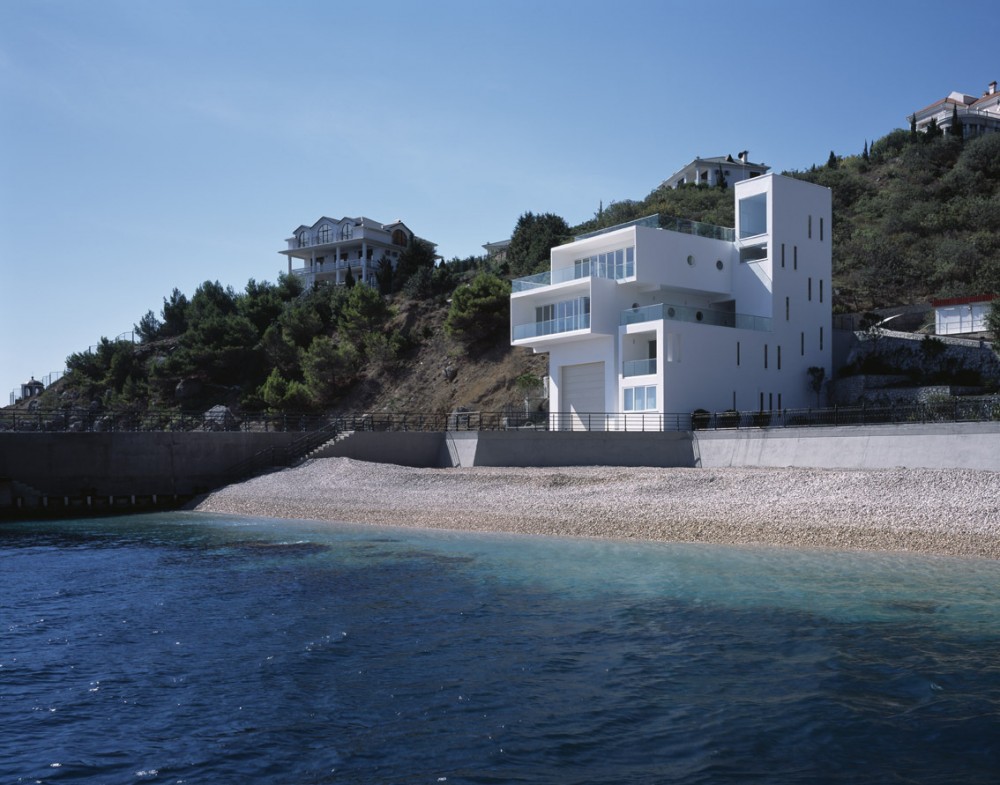 Yacht House / Robin Monotti Architects