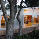 Lloyd Holiday House / Bonnifait + Giesen Lloyd Holiday House / Bonnifait + Giesen © John Girdlestone