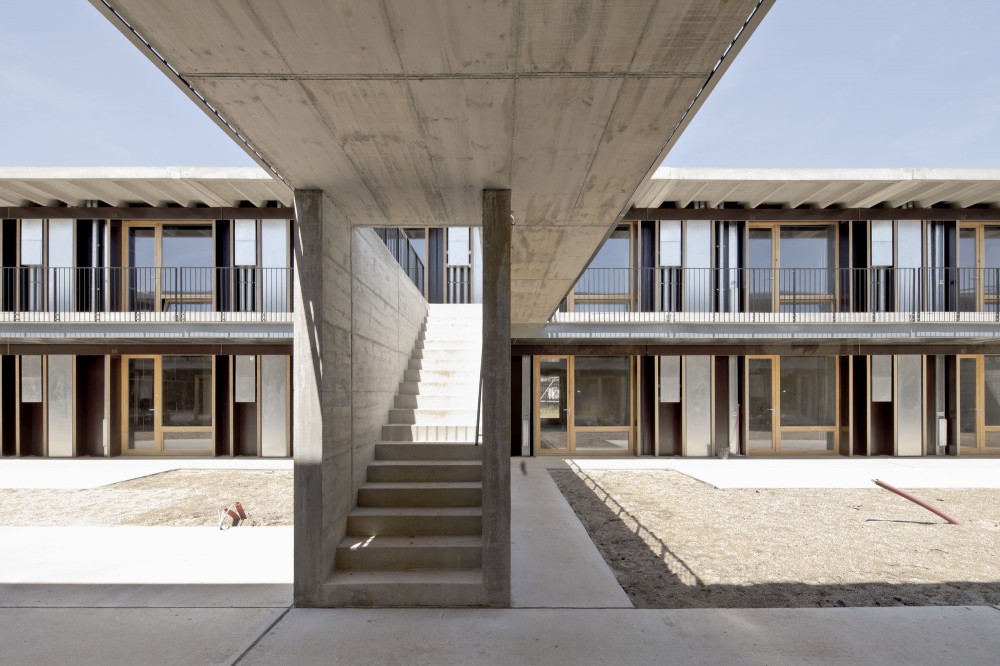 Student Housing (Universitat Politècnica de Catalunya) / H Arquitectes + dataAE