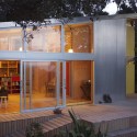 Lloyd Holiday House / Bonnifait + Giesen Lloyd Holiday House / Bonnifait + Giesen © John Girdlestone