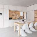 Budapest Students Design Sustainable House for Indoor and Outdoor Living Budapest Students Design Sustainable House for Indoor and Outdoor Living © Balázs Danyi
