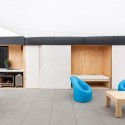 Budapest Students Design Sustainable House for Indoor and Outdoor Living Budapest Students Design Sustainable House for Indoor and Outdoor Living © Balázs Danyi